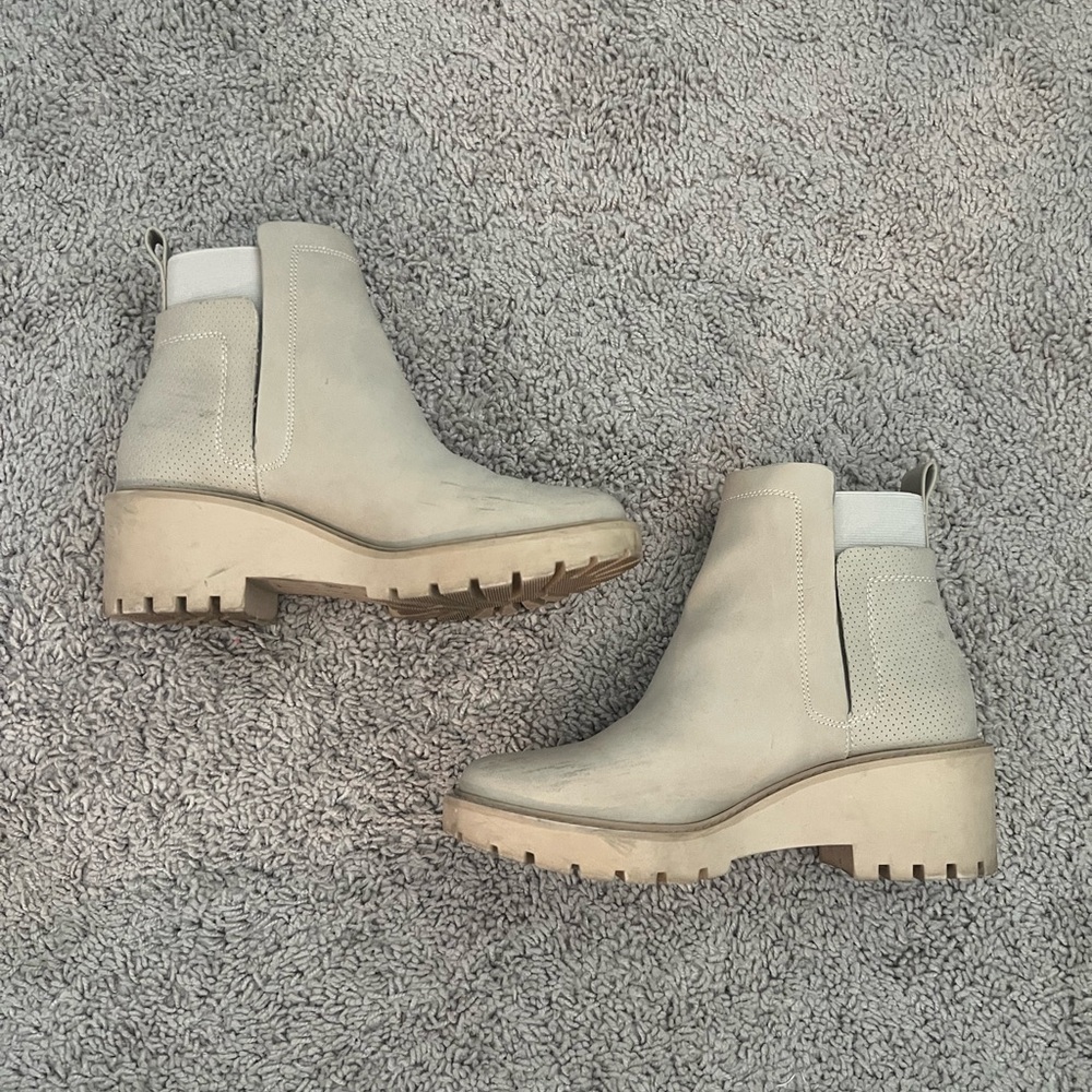 ana Tan Booties - Picture 2 of 5
